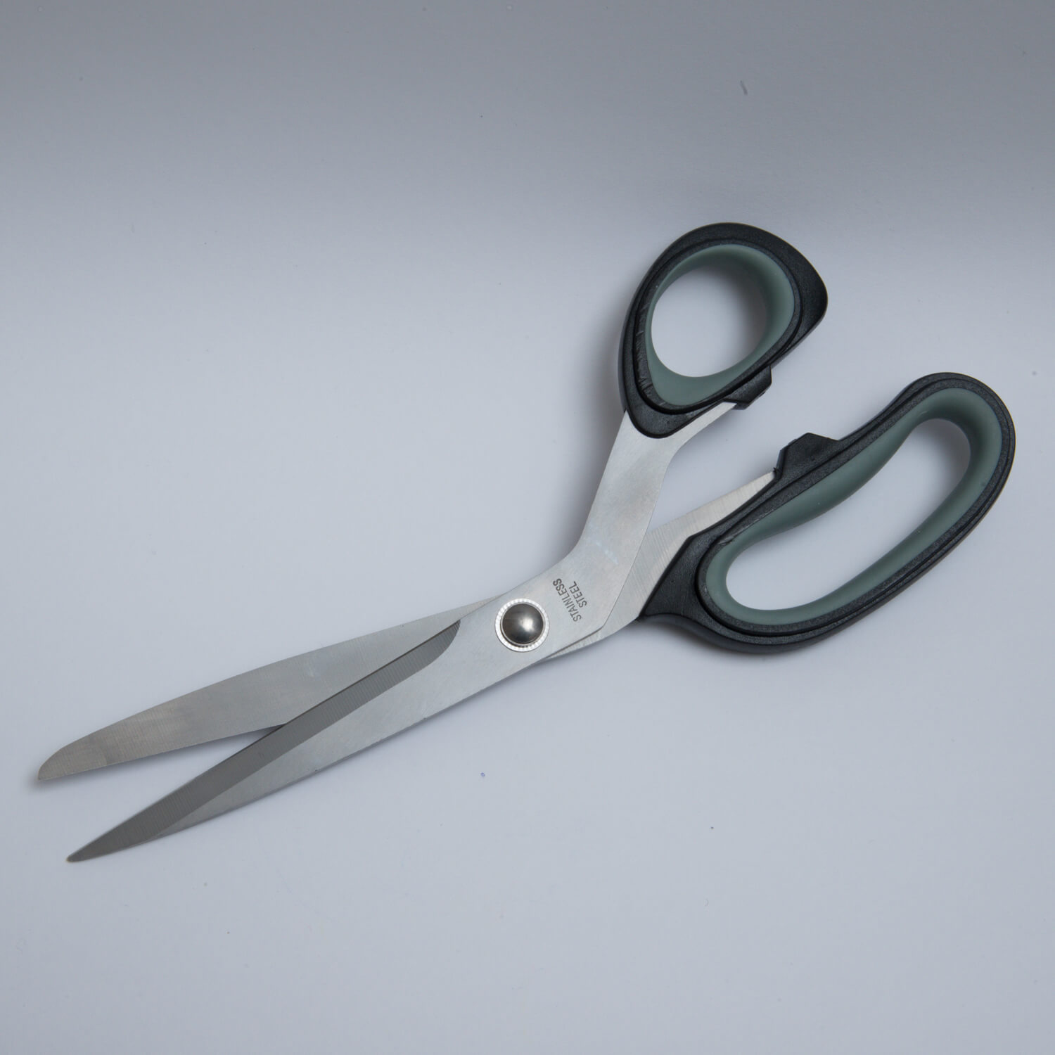 Schere TITAN - 225mm