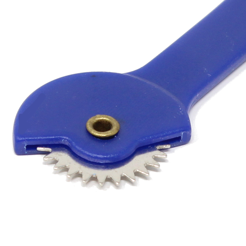Schnittmusterrädchen mit Kunststoffgriff in Blau