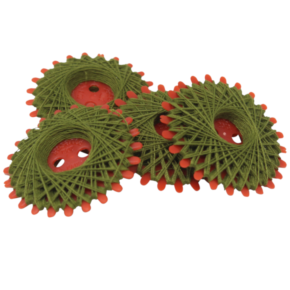 4er Set Sternzwirne, je 20 Meter Lauflänge, aus 100% Polyester in OLIV-GRÜN