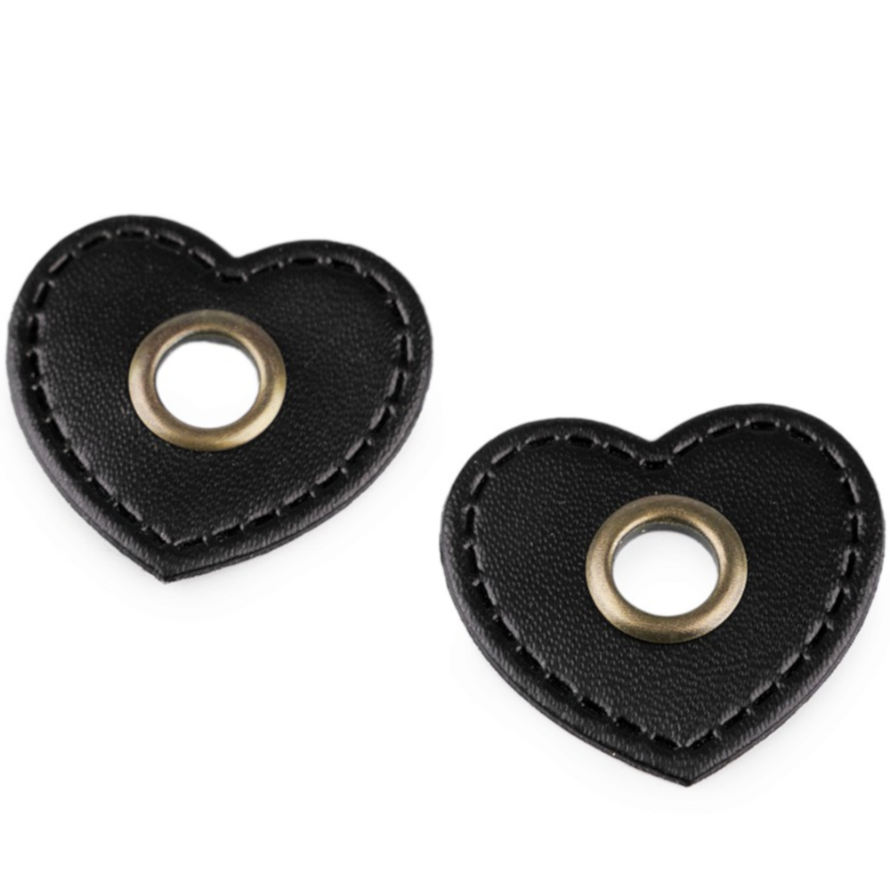 2x 8 mm altmessingfarbene Ösen Patches auf 32 x 35 mm Kunstleder in Herz-Form - Schwarz